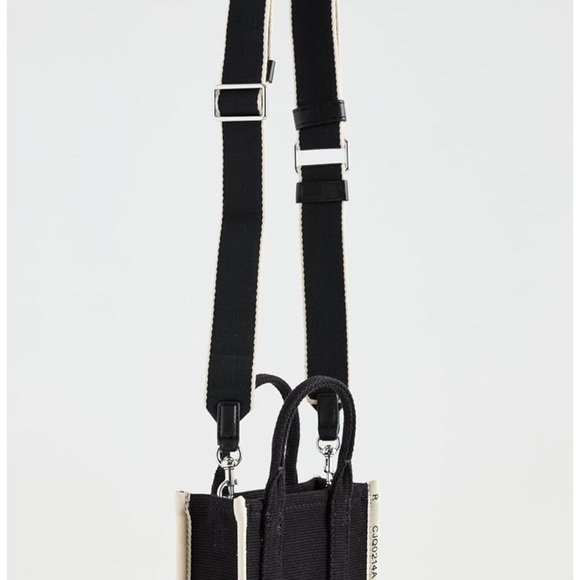 - Marc Jacobs Black Tote Bag ‼️NEW - Picture 12 of 16